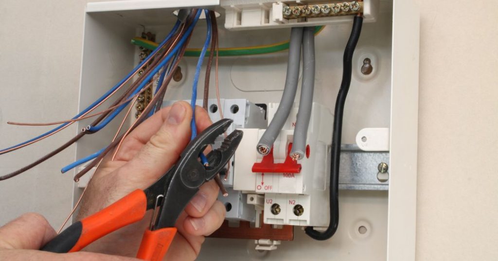 Circuitos e fiações elétricas em Belo Horizonte